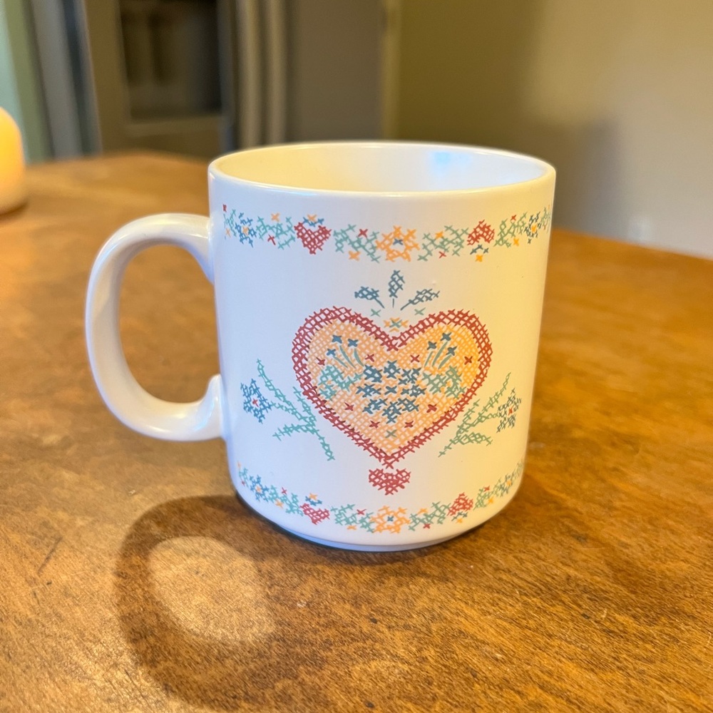 VTG Russ Bernie & Co Needlepoint Heart Mug